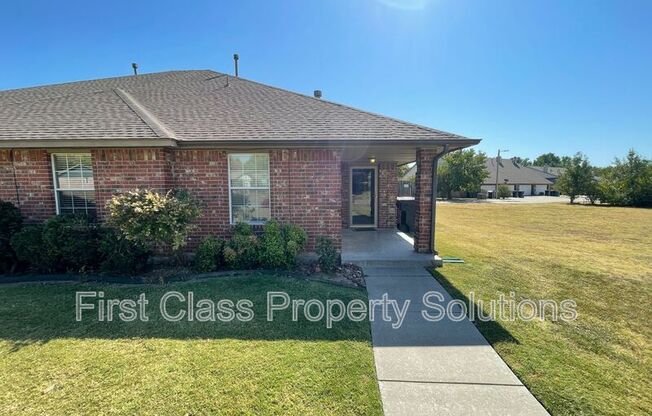 400 N WILLOWOOD DR