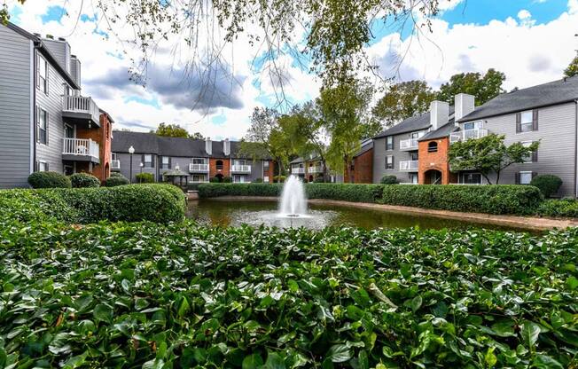 Greenscape with Fountain Image at Waterford Place, Louisville, KY, 40207