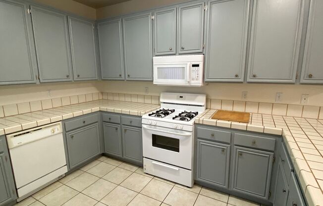 Beautiful 3 Bedrooms in Granite Hills