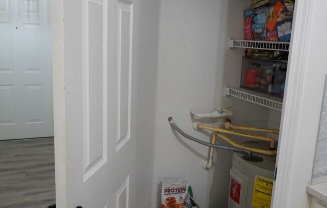 3 beds, 2 baths, $1,795, Unit UNIT 625