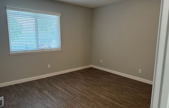 2 beds, 2 baths, 910 sqft, $2,670, Unit 7P