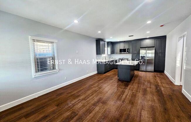 1551 W 103 ST