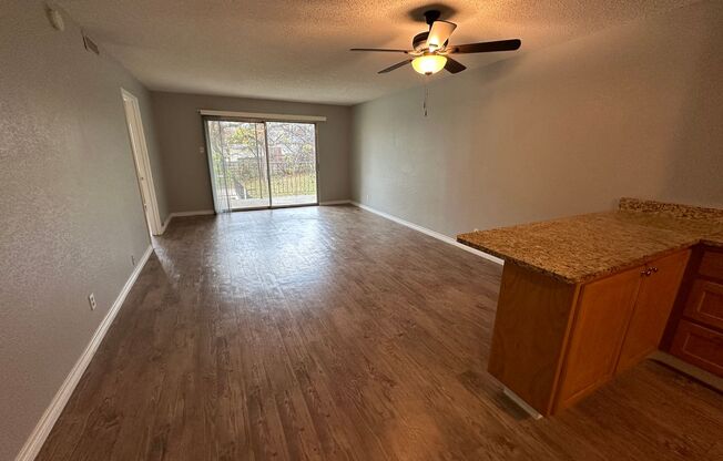 2 beds, 2 baths, 1,150 sqft, $1,525, Unit 117