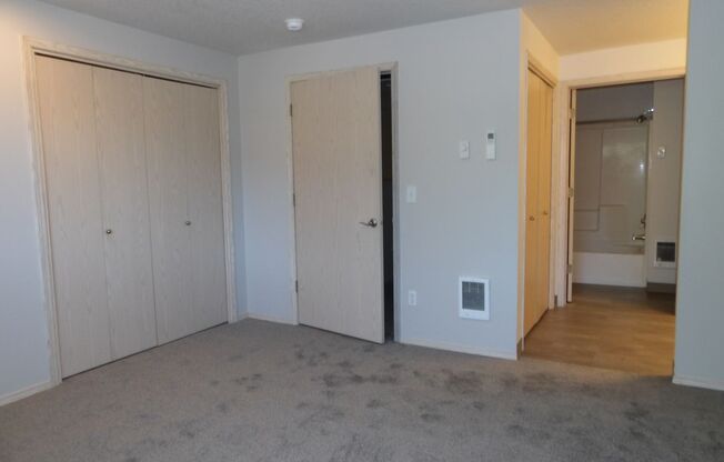 2 beds, 2.5 baths, 1,497 sqft, $2,050, Unit D18