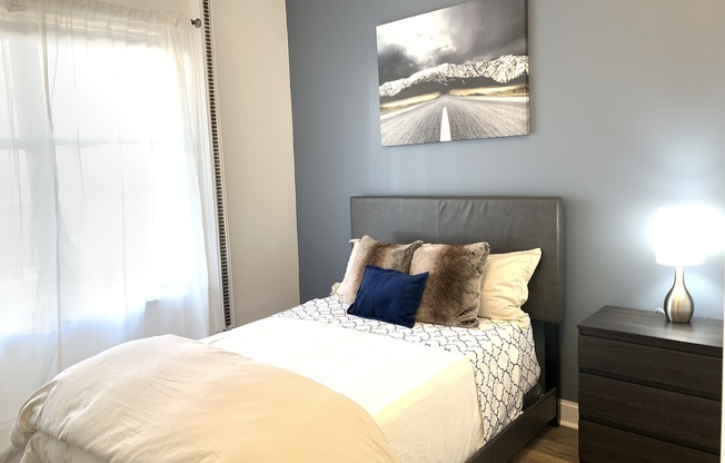 2428 Cambreleng LLC