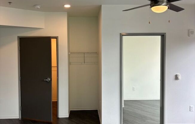 1 bed, 1 bath, 386 sqft, $1,450, Unit 407