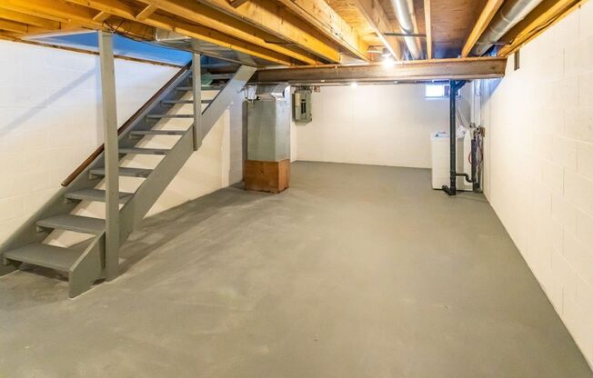 2 beds, 1.5 baths, 1,100 sqft, $1,355, Unit 40-1740