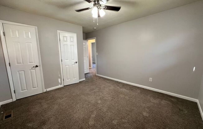 3 beds, 1 bath, $1,695