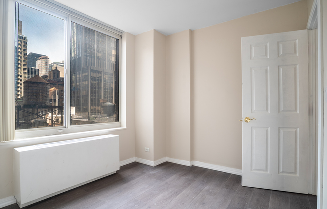 2 beds, 1 bath, $4,950, Unit 12B