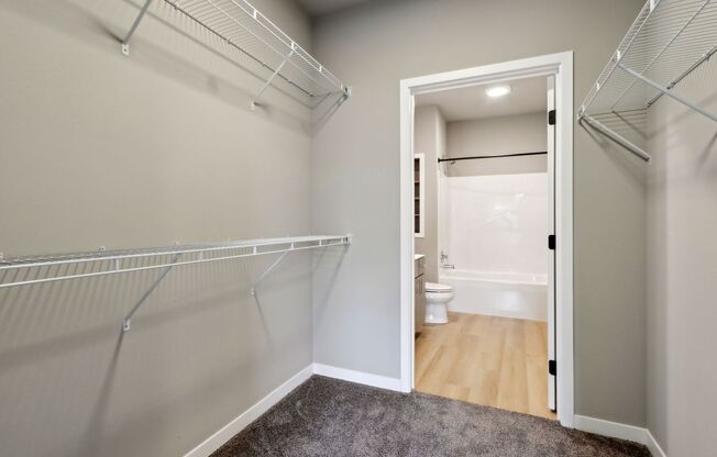 2 beds, 2 baths, 1,225 sqft, $2,500, Unit 5604-101