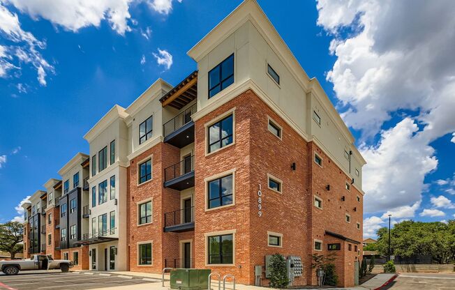 First time Rental-2 Bedrooms located off Bandera Rd and Prue Rd