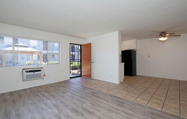 *OPEN HOUSE: 5/16 4:30-6:30PM* Spacious 2 BR in El Cajon with AC and Parking!