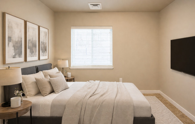 3 beds, 2.5 baths, 1,409 sqft, $2,000, Unit F5