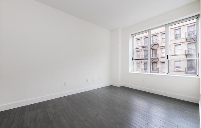 1 bed, 1 bath, 725 sqft, $4,850, Unit 422