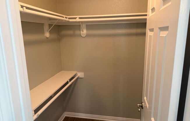 1 bed, 1 bath, 586 sqft, $2,340, Unit 209