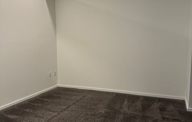 1 bed, 1 bath, 621 sqft, $1,270, Unit 608