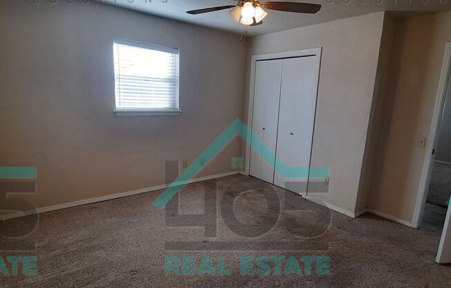 3 beds, 2 baths, $1,400