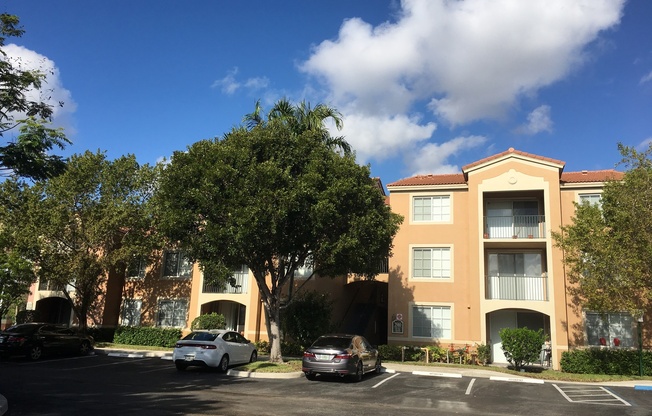 1 bed, 1 bath, $1,700, Unit #101