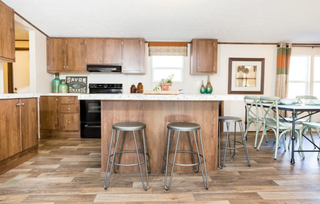1106 MESQUITE DR