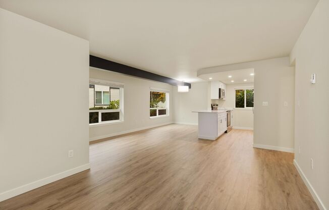 2 beds, 1 bath, 875 sqft, $2,795, Unit 27
