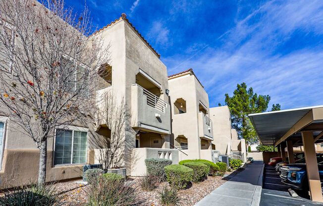 Beautiful Summerlin 1 Bed Condo