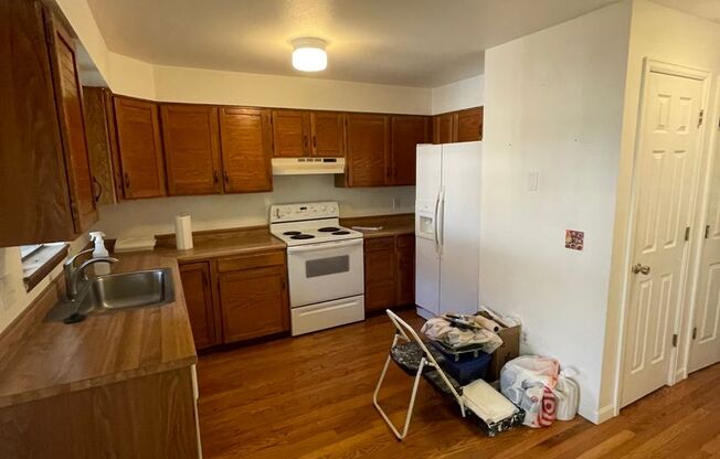 Charming 3b/3b Townhome In Downtown Louisville