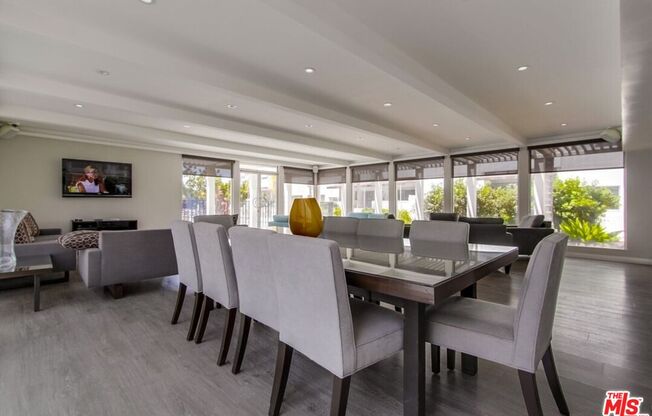 2 beds, 2 baths, 1,377 sqft, $4,900, Unit 702