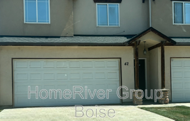 42 S SUGAR LOOP LN