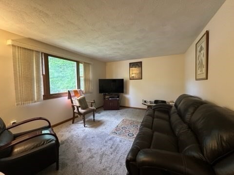 3 HORTON LN
