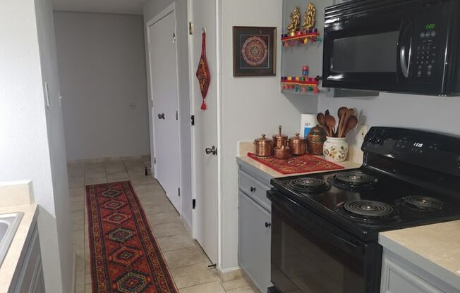 1 bed, 1 bath, 652 sqft, $707, Unit 816