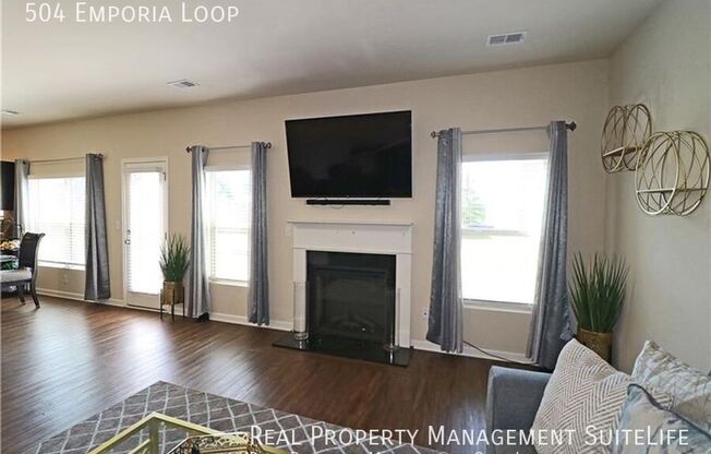 504 EMPORIA LOOP