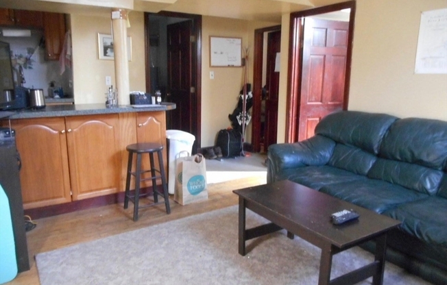 100 Saint Marys St Apt 8A