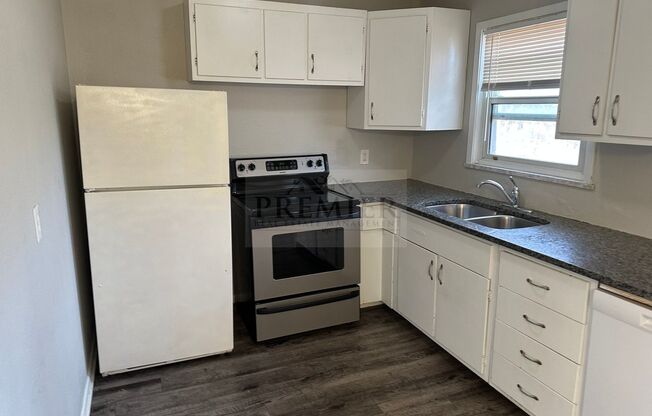 3 beds, 1 bath, $1,375