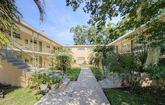 2775 Herschel Street