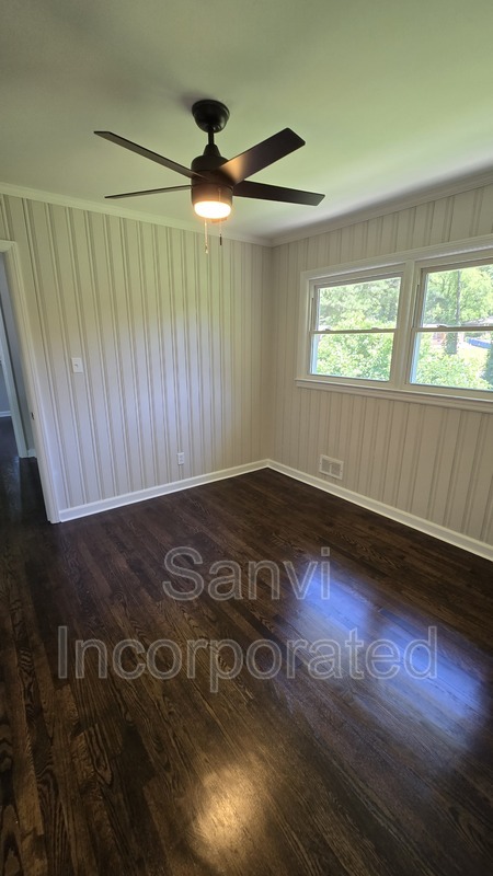 3081 GLENDALE CT