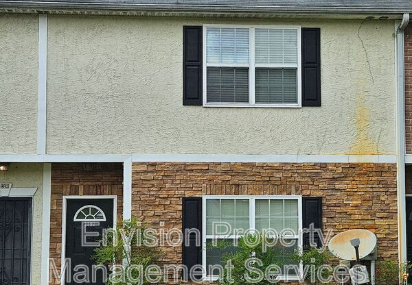 3392 HIDDEN STRM CT