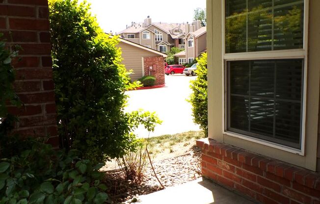 Charming 1 Bed, 1 Bath Main-Floor Condo in the Heart of Littleton!
