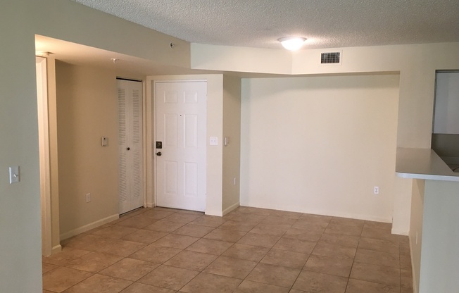 Ground Floor Condo in Enclave