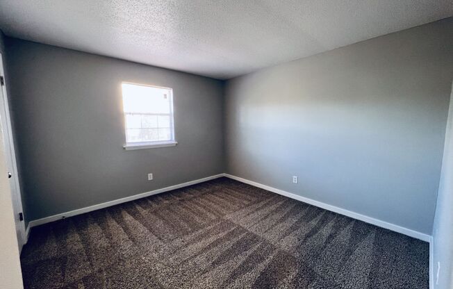 2 beds, 1.5 baths, 990 sqft, $1,200, Unit 912