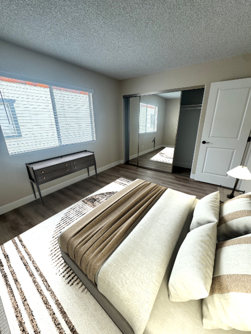 Carlsbad Coast Apts