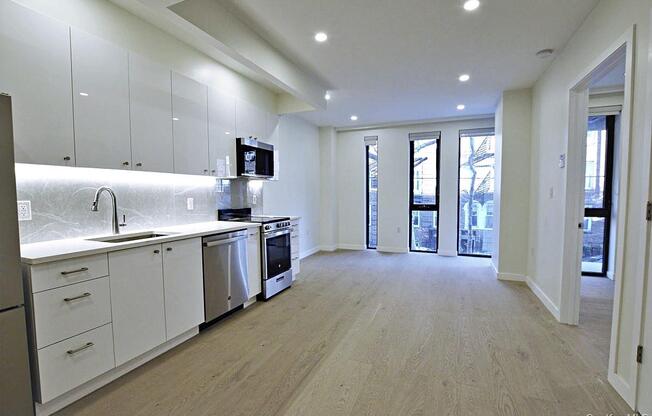 1 bed, 1.5 baths, 565 sqft, $3,150, Unit 2D