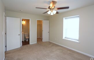 2 beds, 2 baths, 915 sqft, $1,220, Unit 504C