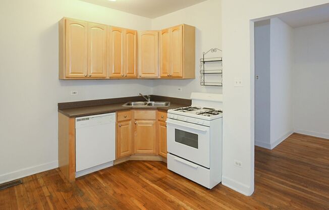 1 bed, 1 bath, 645 sqft, $1,895, Unit 3529-1W