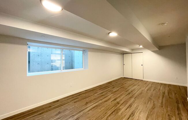 Studio, 1 bath, 707 sqft, $1,845, Unit Hamrick B02