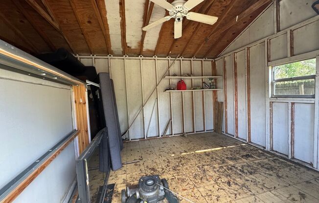 3 beds, 1 bath, $2,200