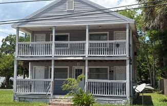 1 Bedroom in Fourplex for Rent!
