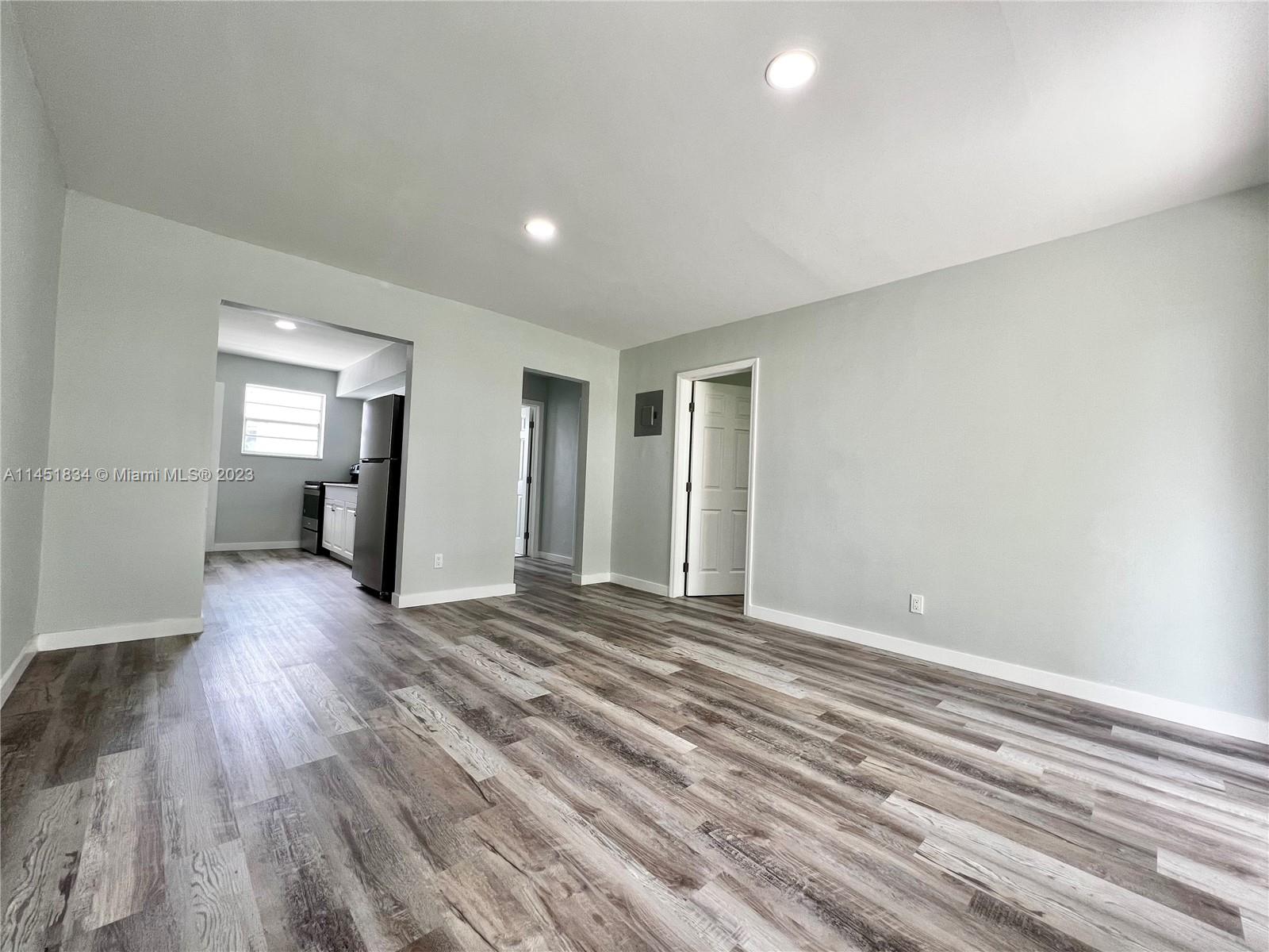 829 NORTHWEST 10 ST