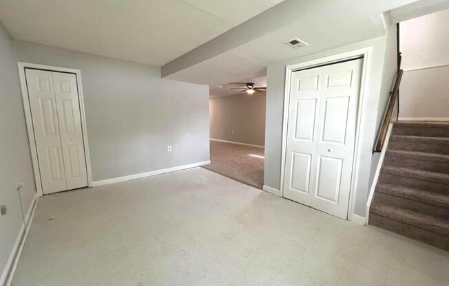 3 beds, 2 baths, $2,200