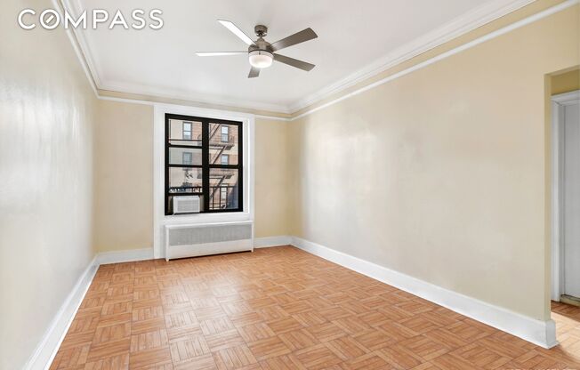 109 SEAMAN AVE