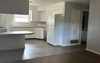 1921 GREGORY DR